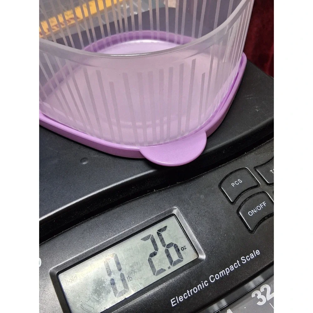 Tupperware some wear
